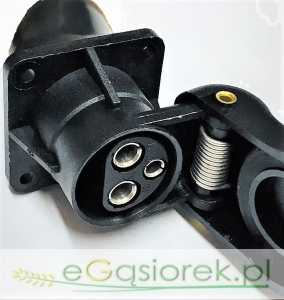 Gniazdo elektryczne 3 wtyki półokrągłe