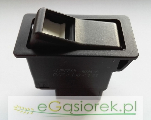 6GM004570061.jpg